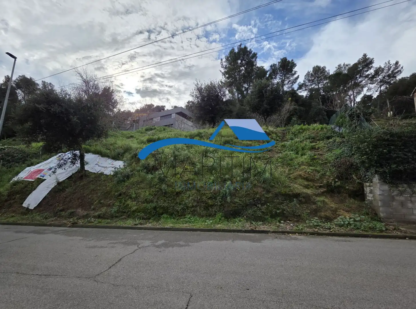 Lands and plots for sale in margarides