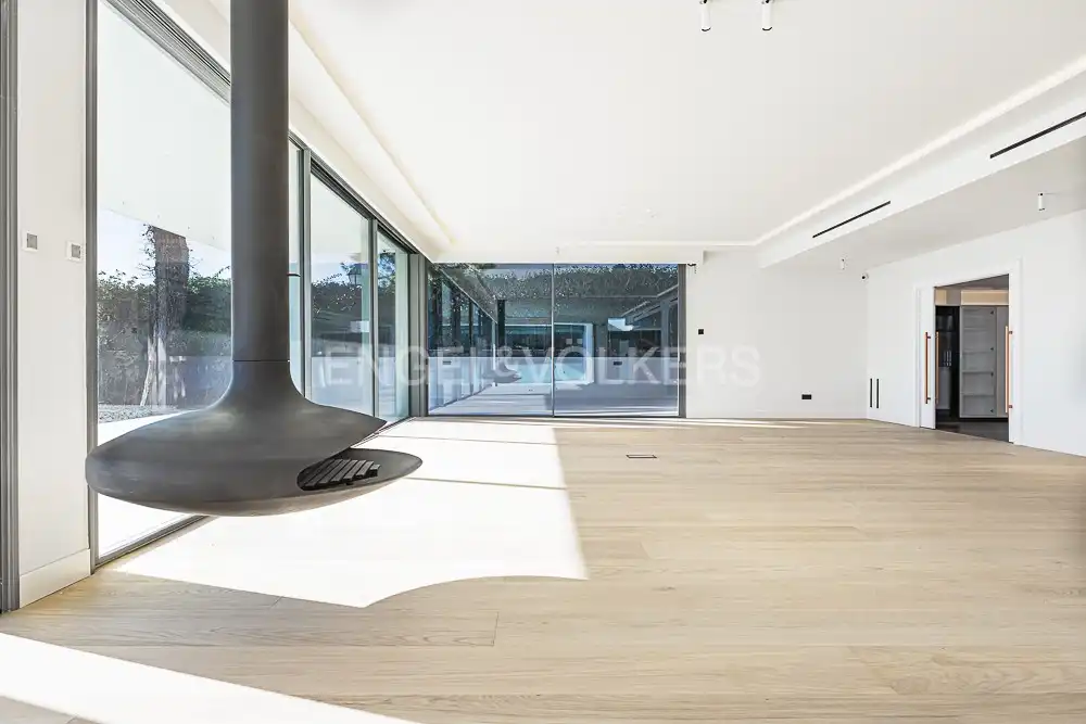 Sala de estar de Casa o chalet en venta en Barcelona con Aire acondicionado, Calefacción y Jardín privado