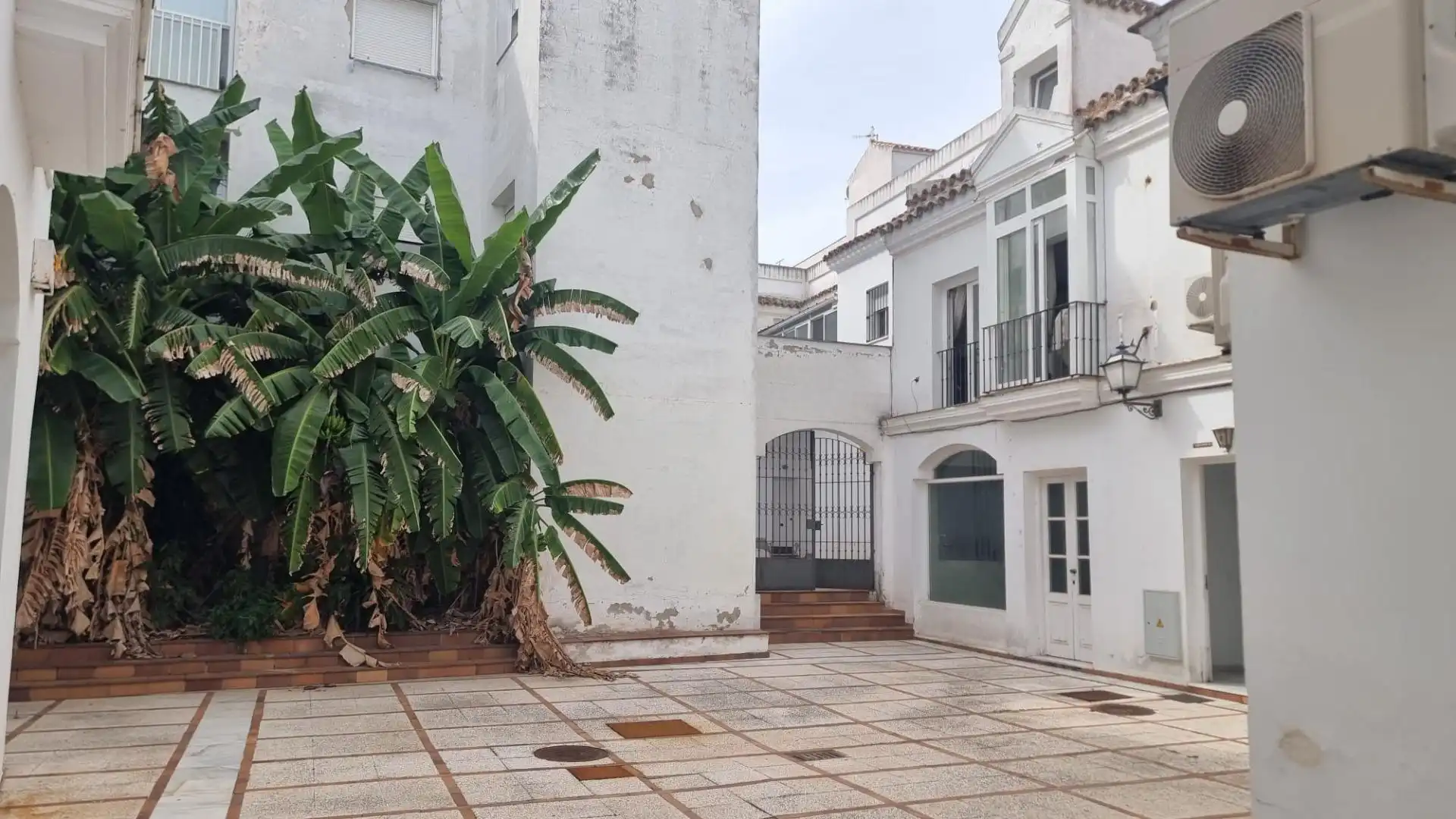 Local comercial en venta en Centro - Calzada - Cabo Noval, imagen 4