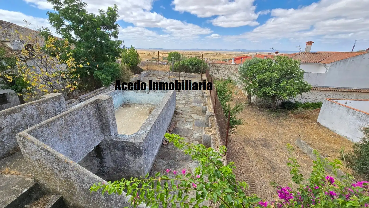 Casa o xalet en venda en Brozas amb Jardí privat, Terrassa i Piscina