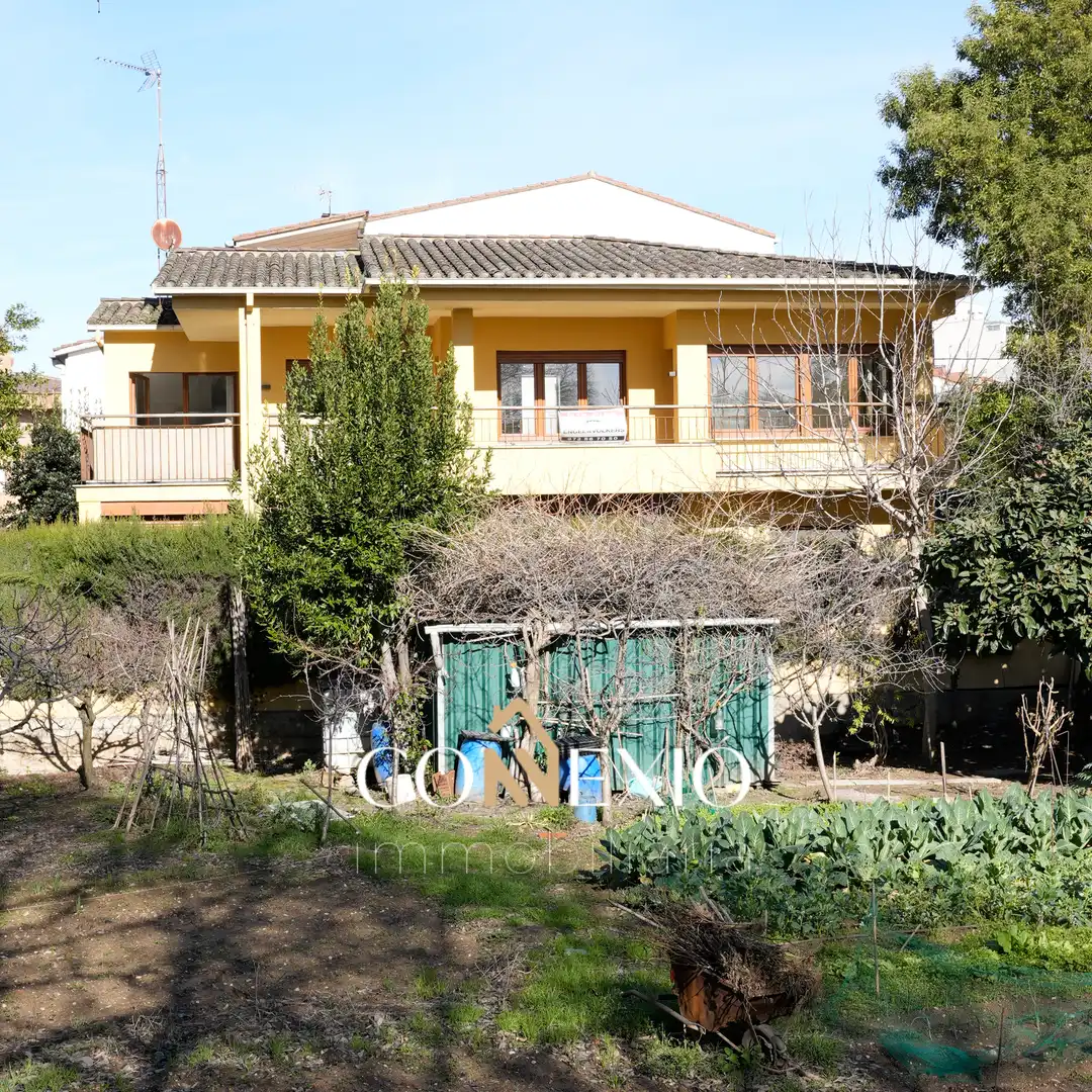 Jardín de Casa o chalet en venta en Banyoles con Aire acondicionado, Calefacción y Jardín privado