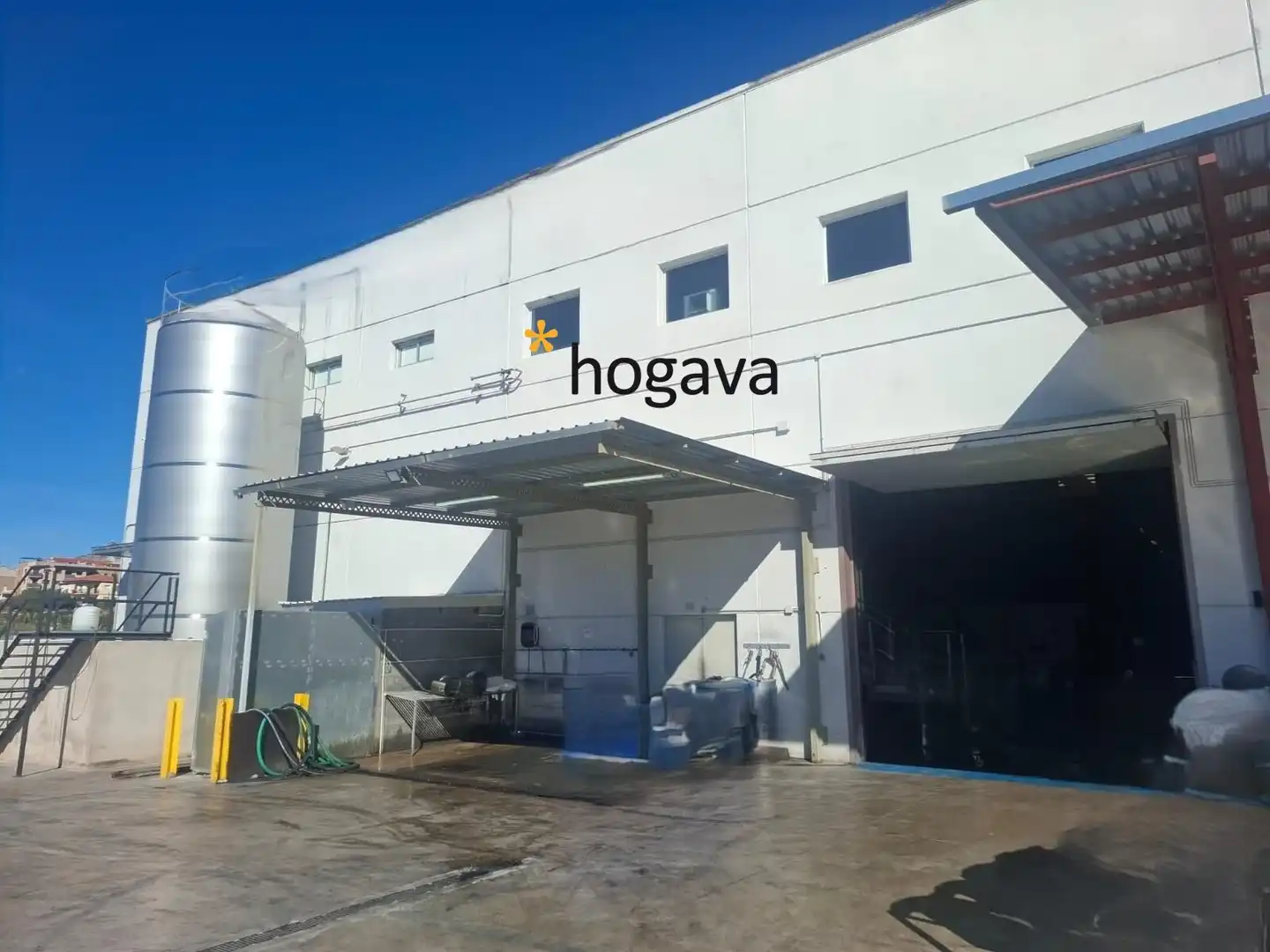Nau industrial en venda en Olesa de Montserrat