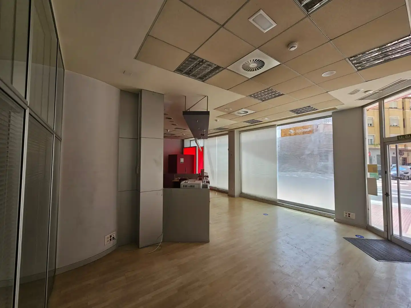 Local commercial à vendre à C/ Rosales, imagen 4
