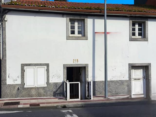 Casa-chalet en Venta en Travesía ARTEIXO en Arteixo pueblo