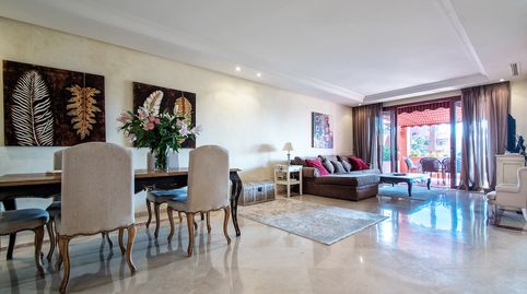 Foto 2 de Apartamento de alquiler en Costalita II, Guadalmansa, Estepona