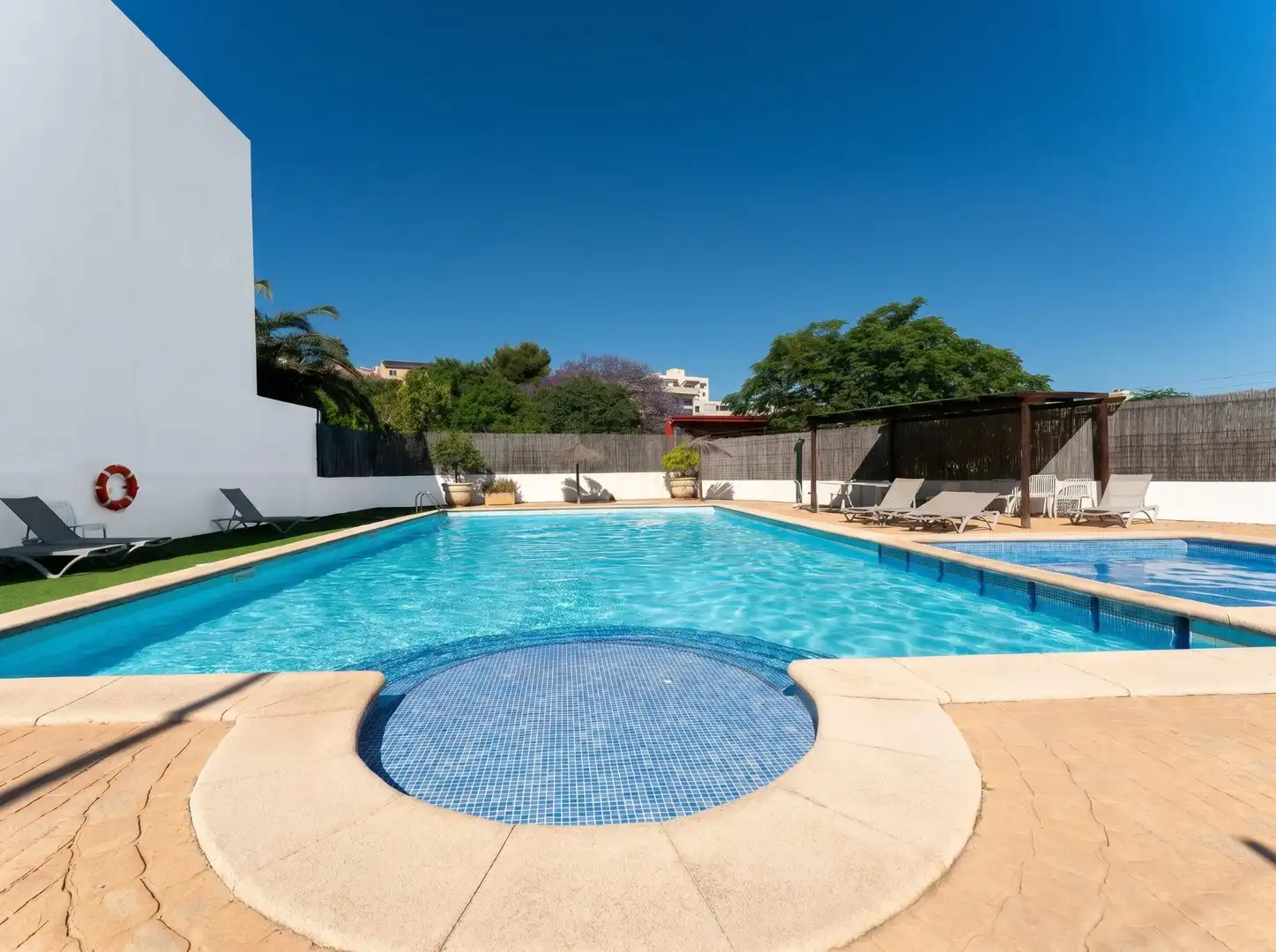 Swimming pool of Detached homes for sale in  Palma de Mallorca  with Air Conditioner, Heating and Private garden
