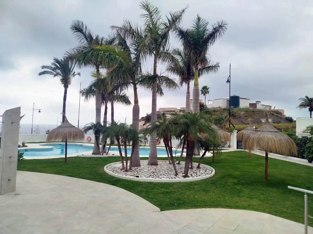 Piscina de Garaje en venta en Torrox
