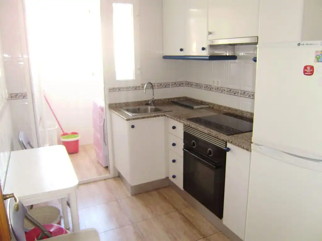Flat with pool to rent in Juzgados - Plaza de Toros, imagen 7