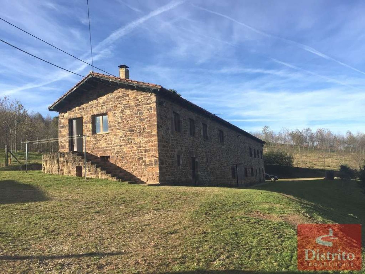 Vista exterior de Casa o xalet en venda en Valdáliga amb Calefacció, Jardí privat i Traster