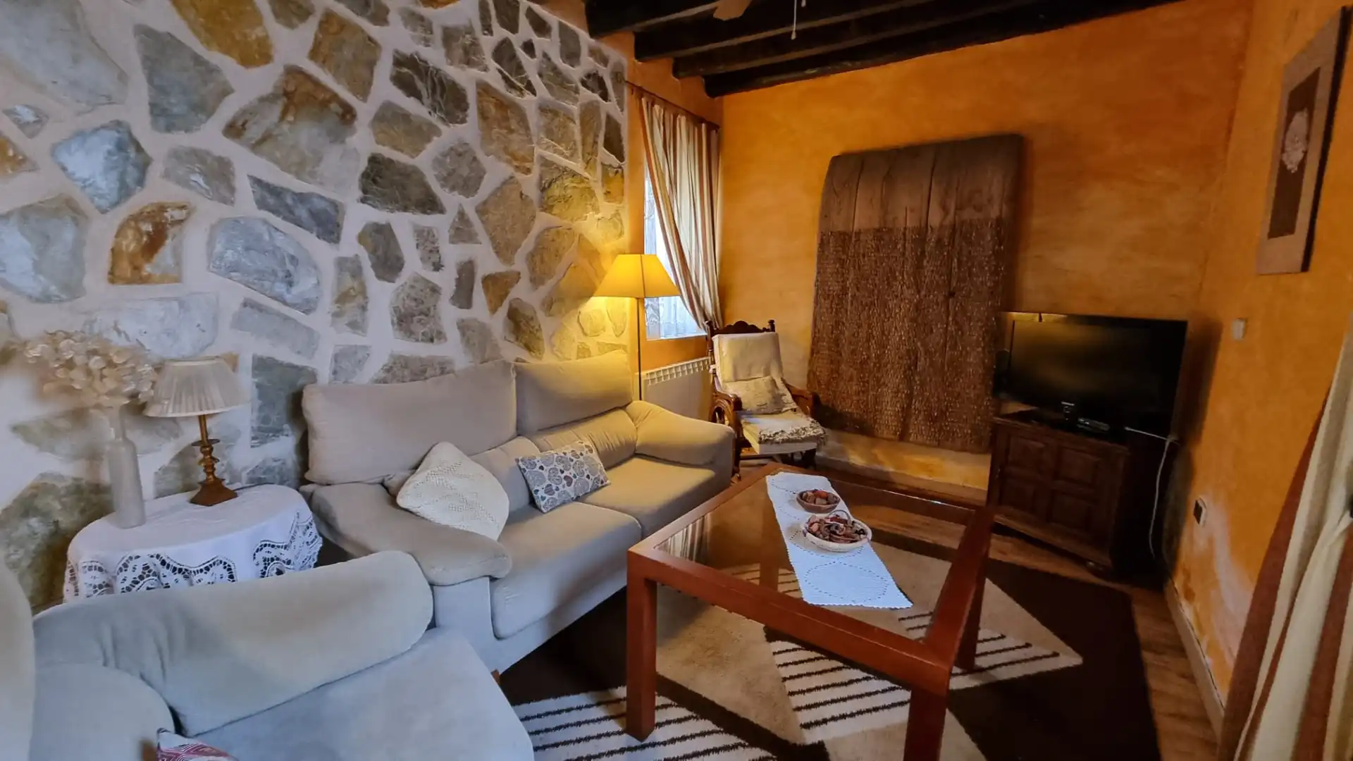 Sala de estar de Finca rústica en venta en Urda con Aire acondicionado