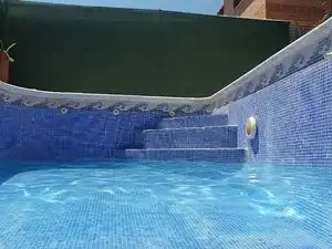 Piscina de Casa adosada en venda en Olías del Rey amb Aire condicionat, Calefacció i Jardí privat