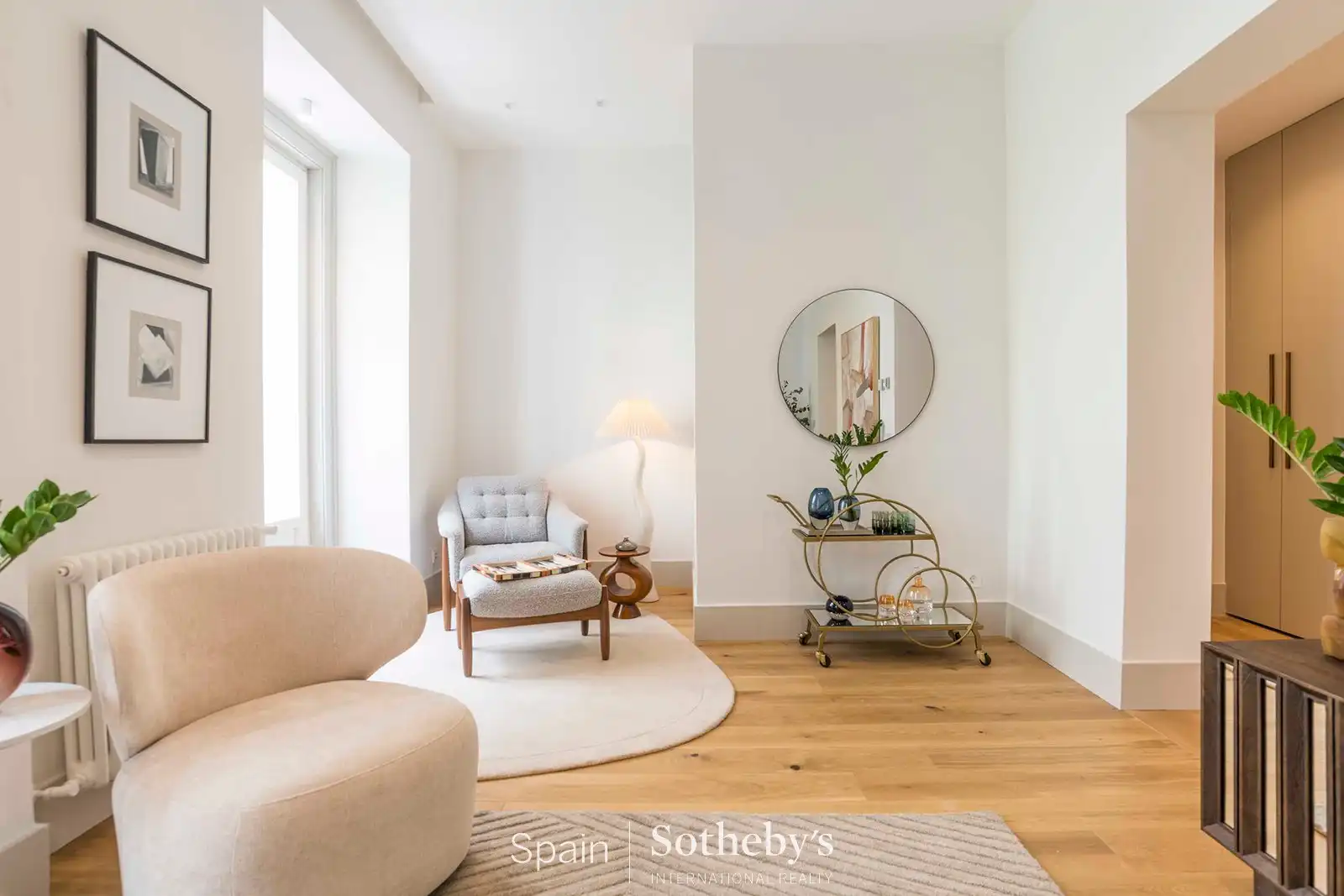 Living room of Apartments for sale in Madrid  with Air Conditioner and Heating