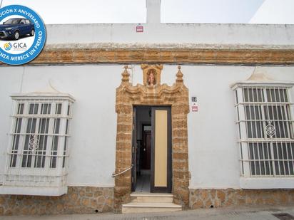 Vista exterior de Casa o xalet en venda en San Fernando amb Alarma