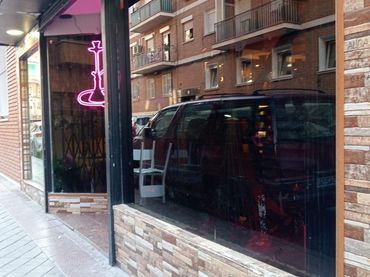Local comercial en venda a Calle CHIMBO