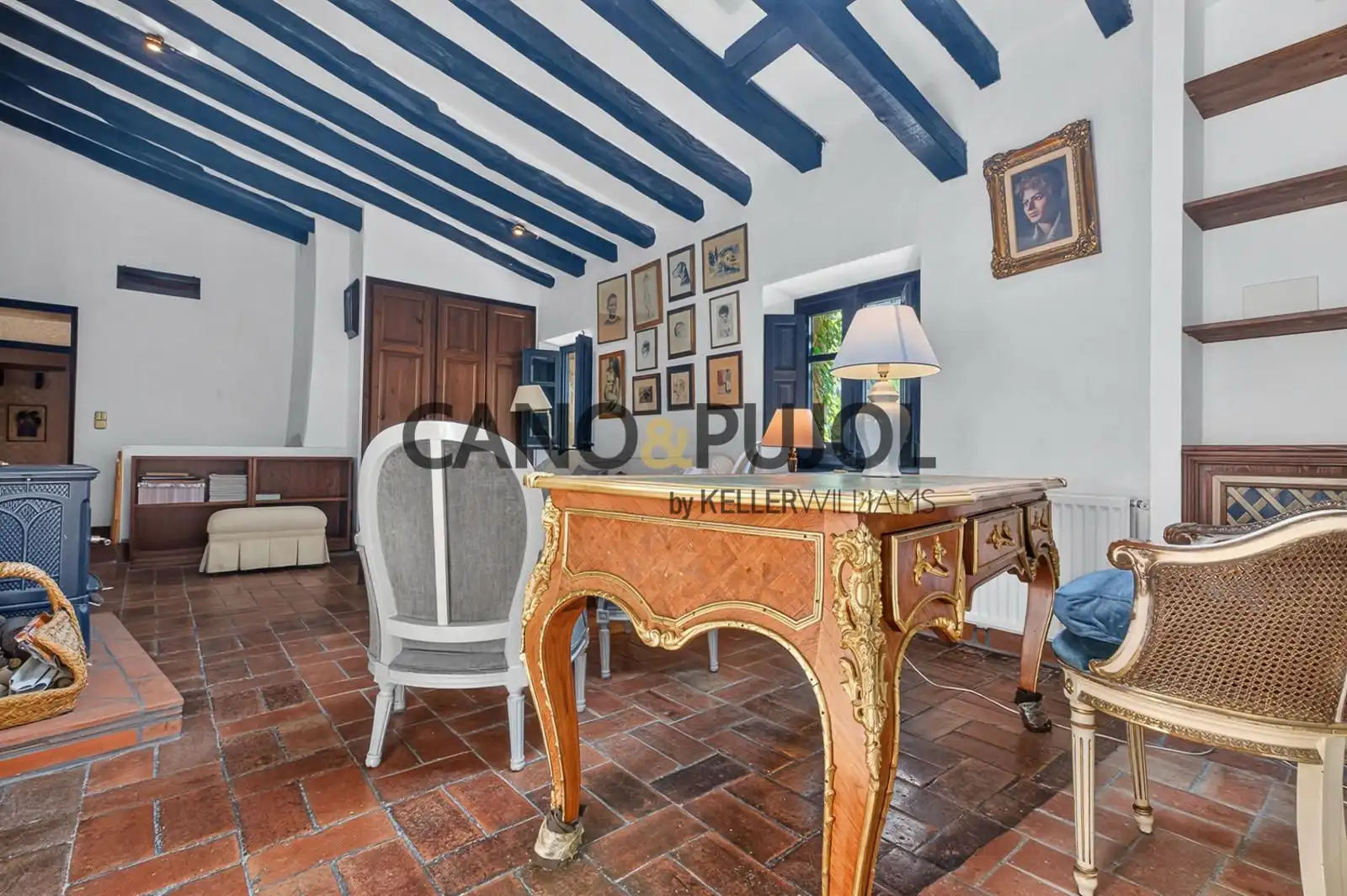 Sala d'estar de Casa o xalet en venda en Vilamalla amb Aire condicionat, Calefacció i Moblat