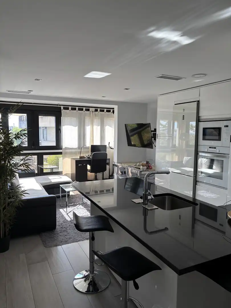 Sala de estar de Piso en venta en  Madrid Capital con Aire acondicionado, Terraza y Piscina