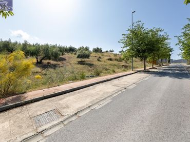 Wohnbaugrundstück zum Verkauf in Alfacar
