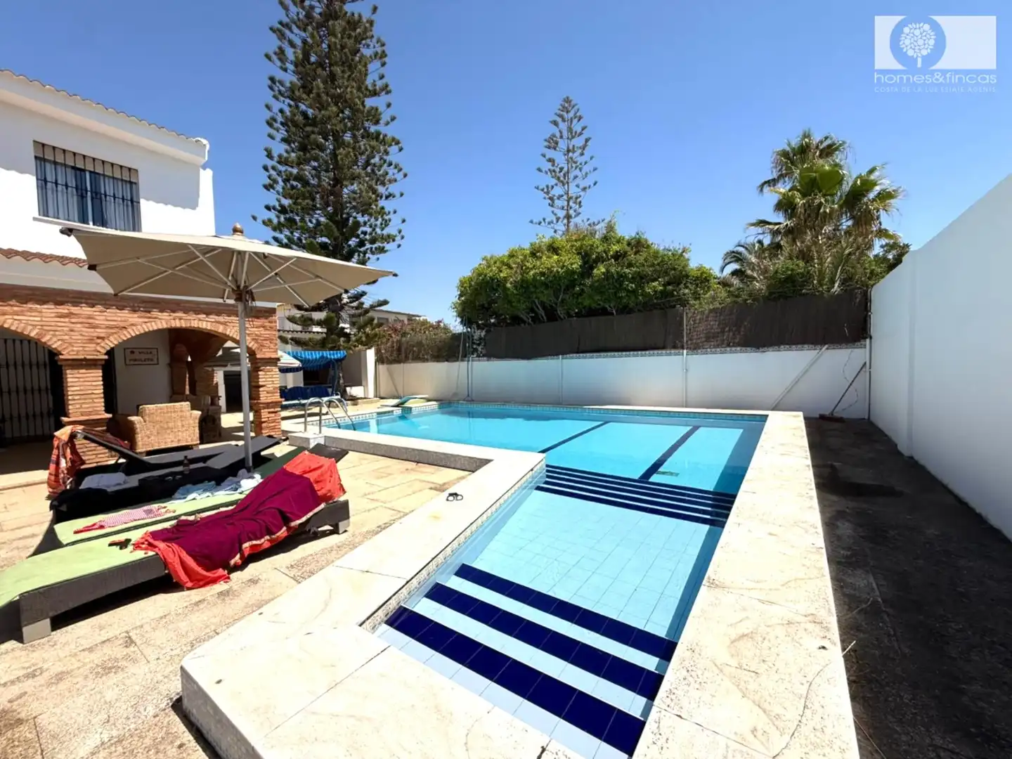 Swimming pool of Houses for sale in Islantilla  with Private garden, Swimming Pool and Oven