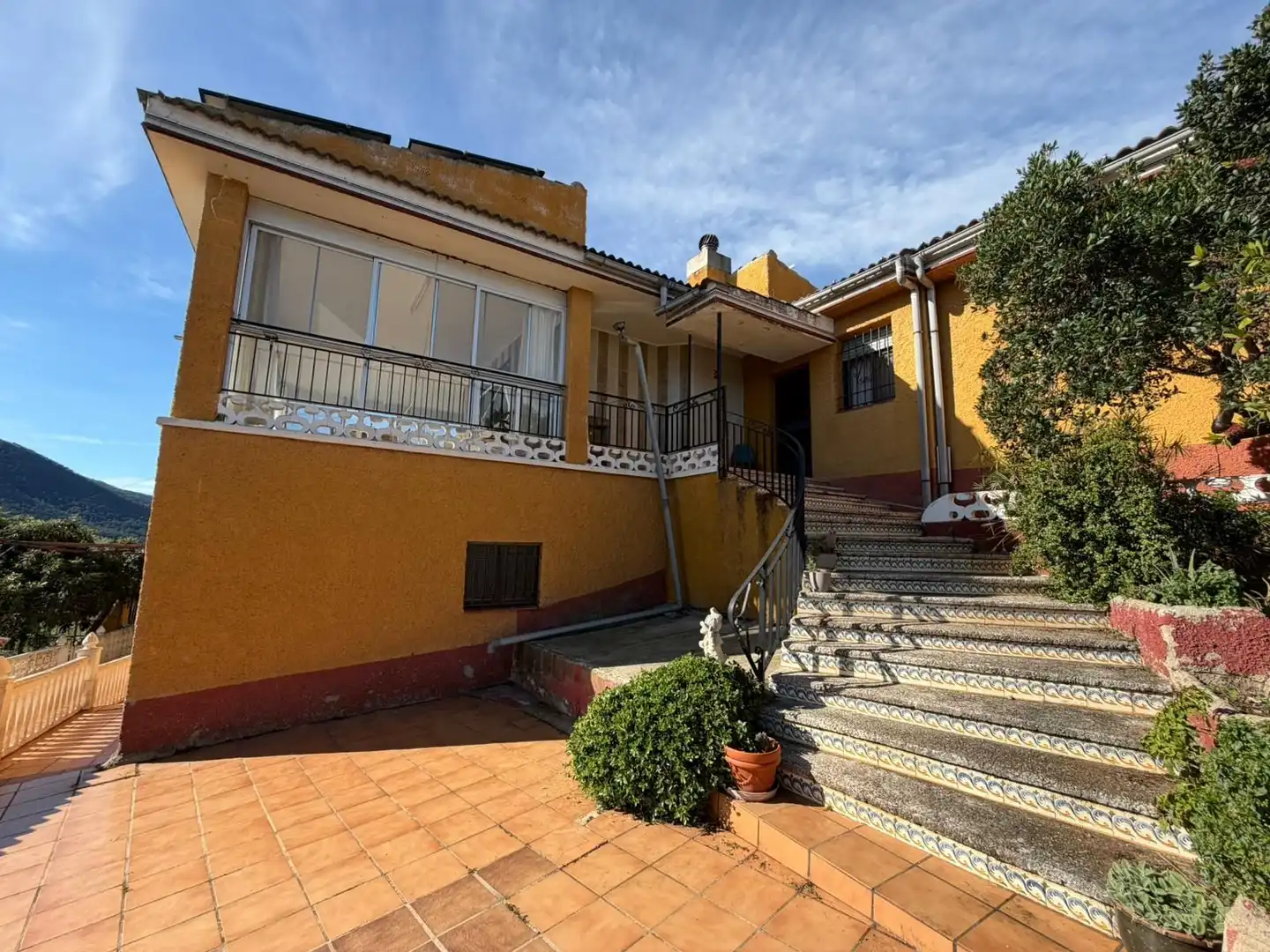 Außenansicht von Country house zum Verkauf in Onda mit Privatgarten, Abstellraum und Schwimmbad