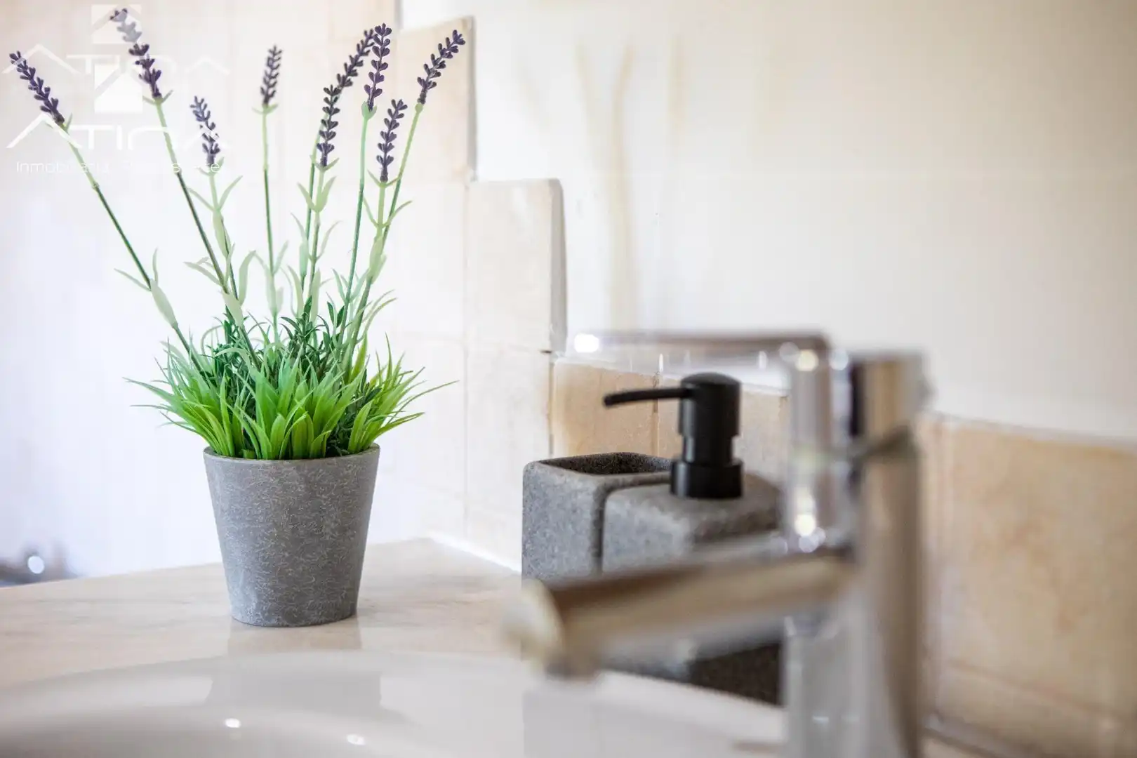 Bathroom of Houses for sale in Dénia  with Air Conditioner, Private garden and Terrace
