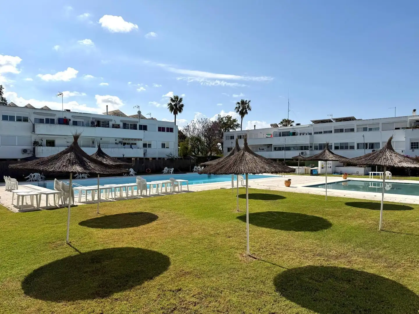 Piscina de Piso en venta en El Puerto de Santa María con Aire acondicionado, Calefacción y Piscina comunitaria