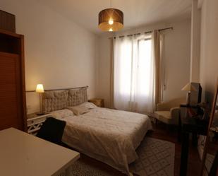 Bedroom of House or chalet to share in Bilbao 