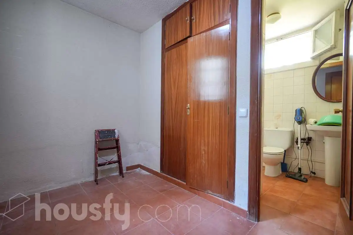 Bedroom of Houses for sale in Madrid  with Air Conditioner, Heating and Private garden