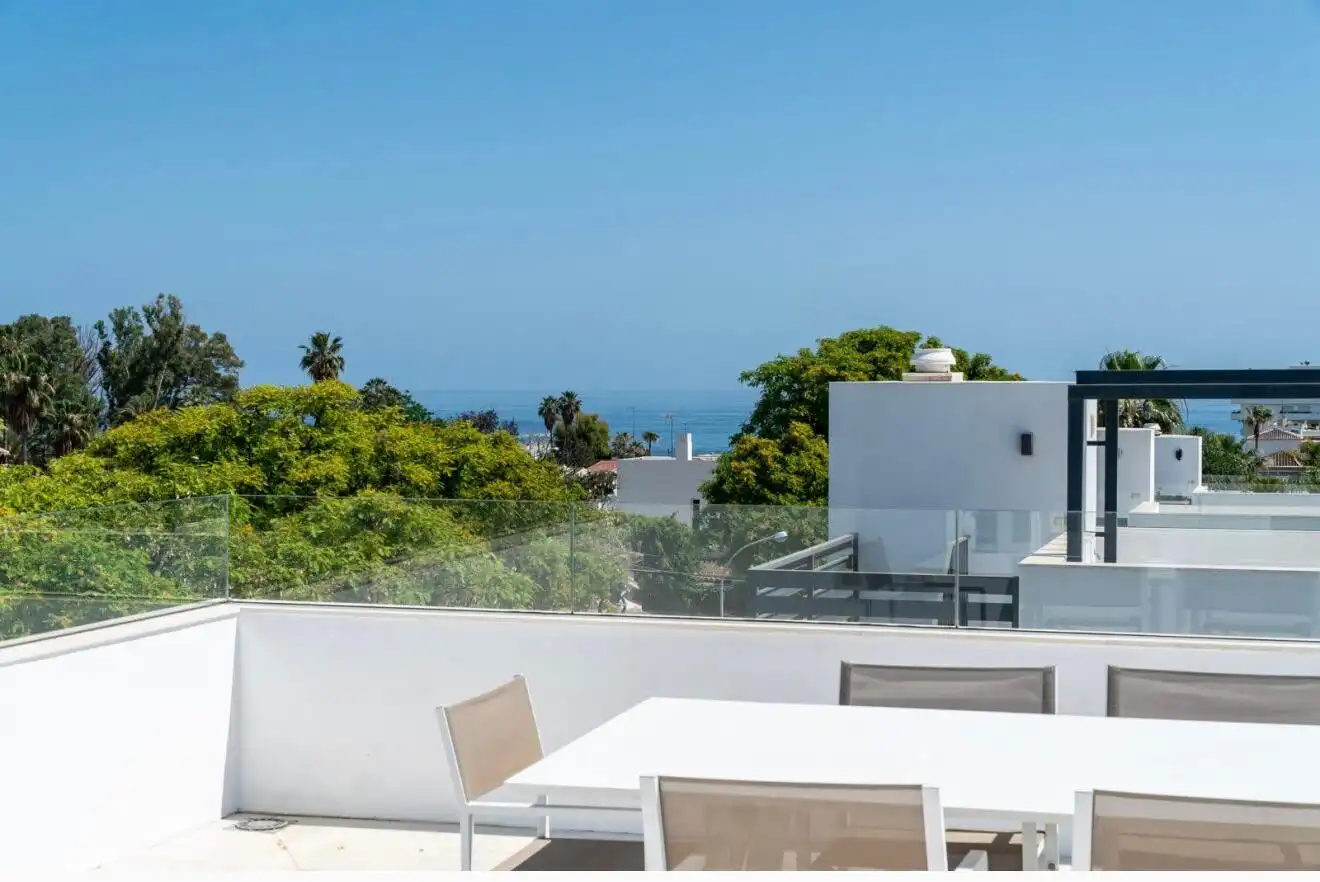 Terrassa de Casa o xalet de lloguer en Marbella amb Aire condicionat, Jardí privat i Terrassa