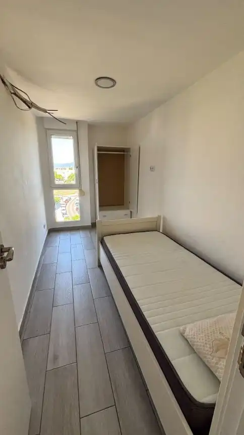 Bedroom of Attic for sale in Reus  with Air Conditioner, Heating and Terrace