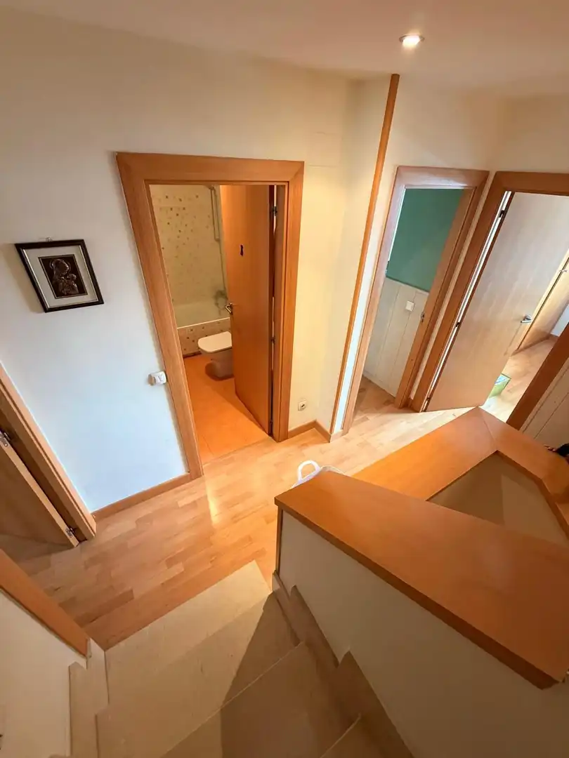 Baño de Casa adosada en venta en Valdemoro con Aire acondicionado, Calefacción y Jardín privado