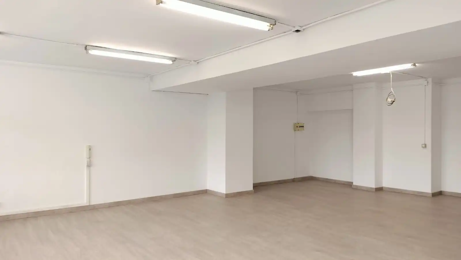 Local commercial à louer à Centre - Eixample – Can Llobet, imagen 19