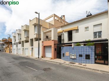 Casa a schiera in vendita a Calle Calle Hipócrates