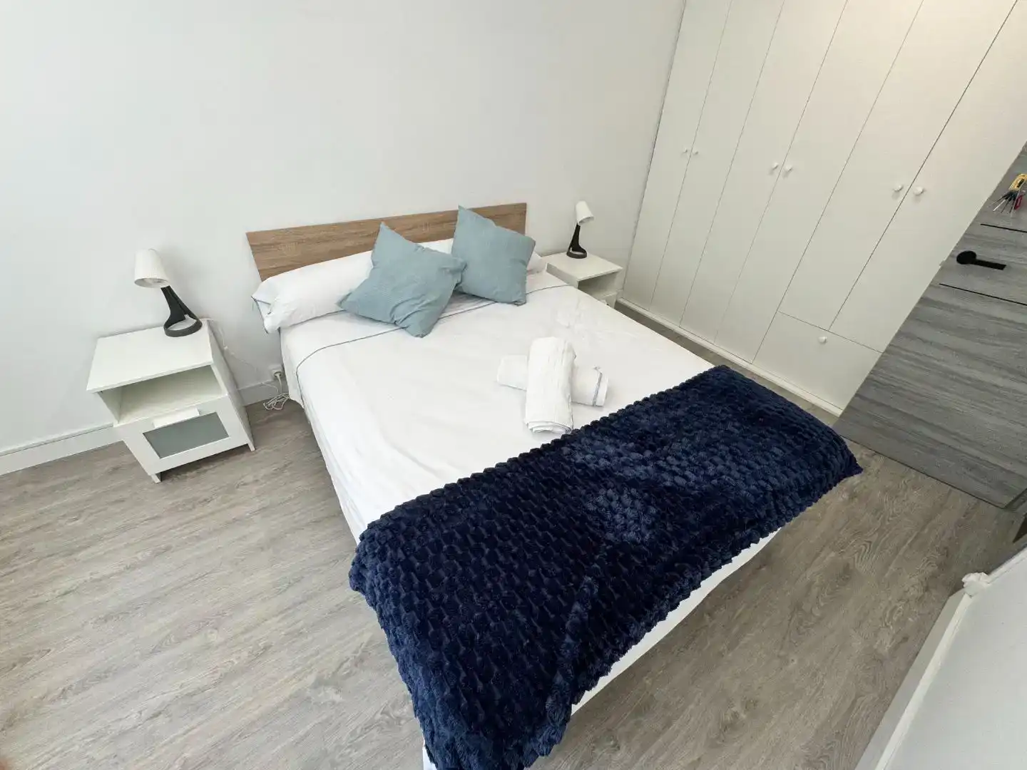 Schlafzimmer von Haus oder Chalet zur Miete in Santander mit Privatgarten, Möbliert und Ofen