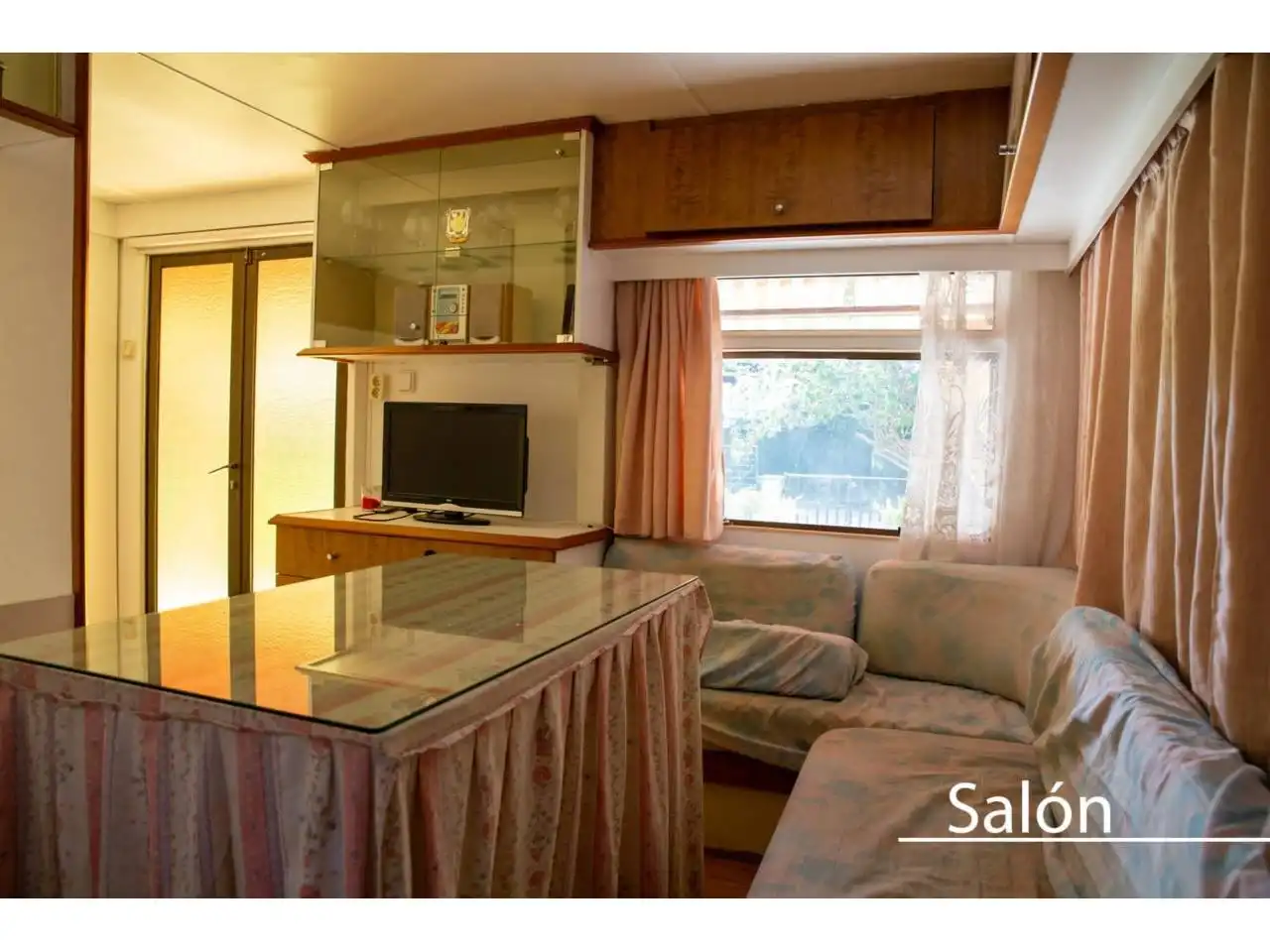 Habitación de Casa o chalet en venta en Carmona con Aire acondicionado, Calefacción y Jardín privado