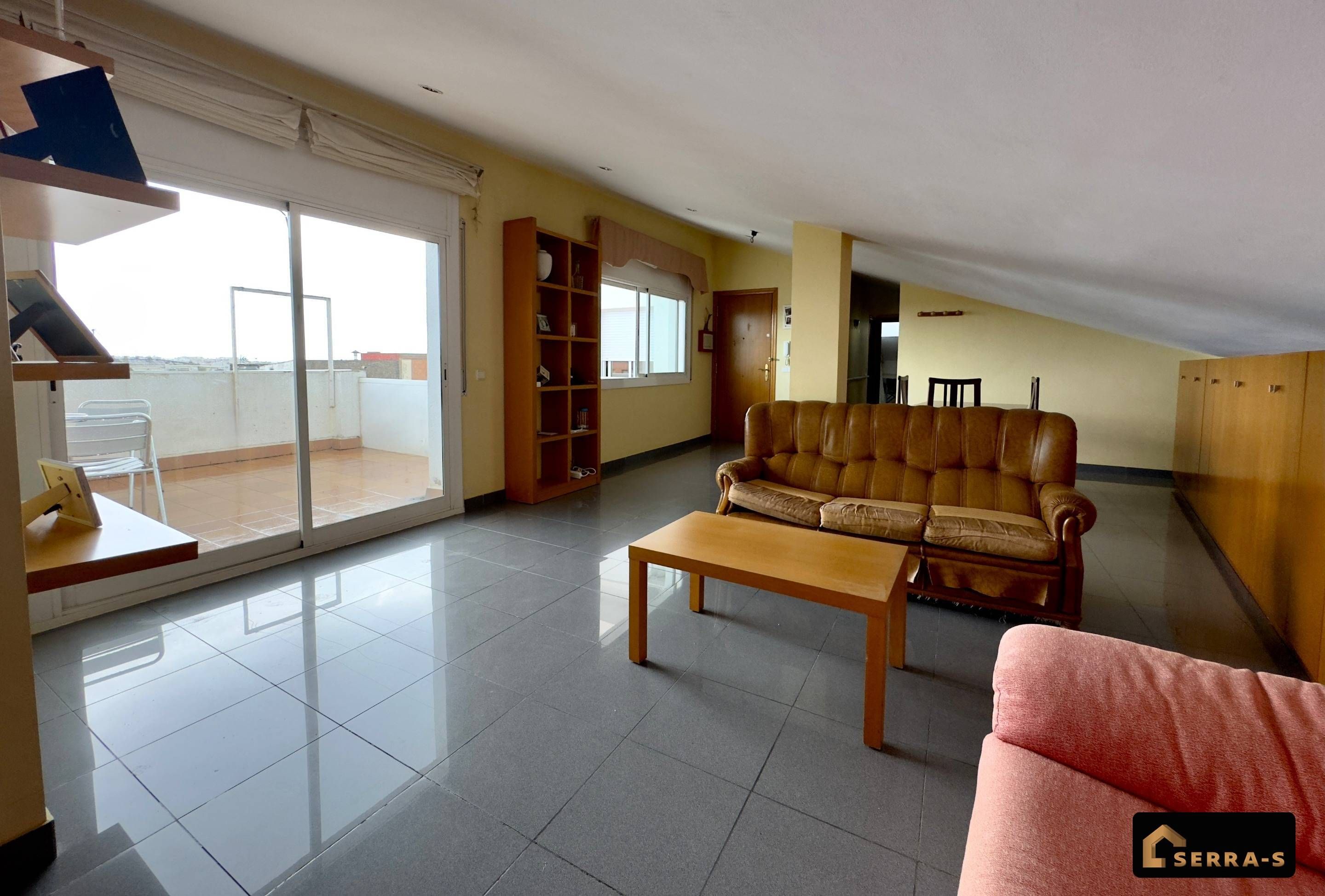Living room of Attic for sale in Pineda de Mar  with Air Conditioner, Terrace and Balcony