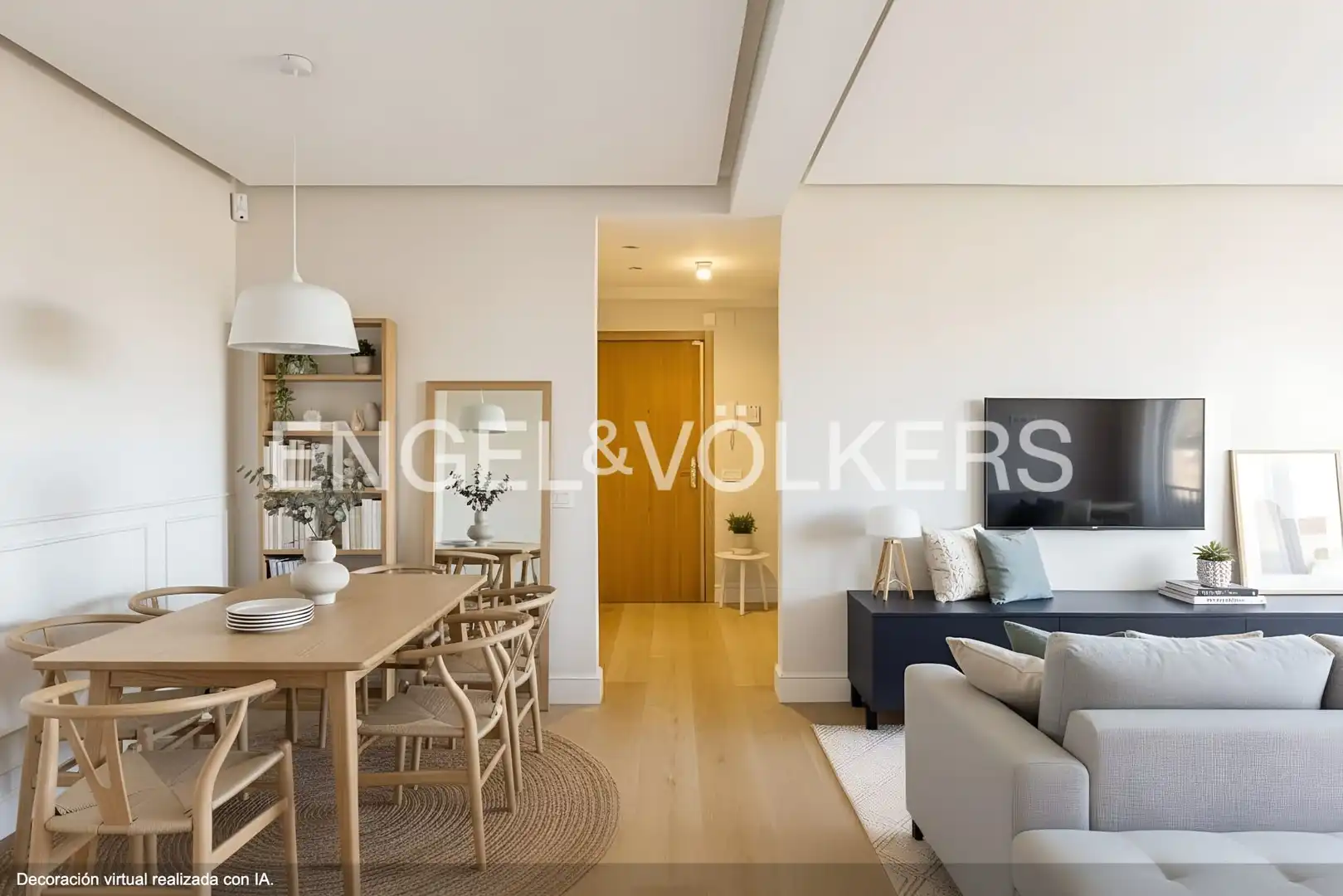 Flat with pool for sale in Ciudad Lineal