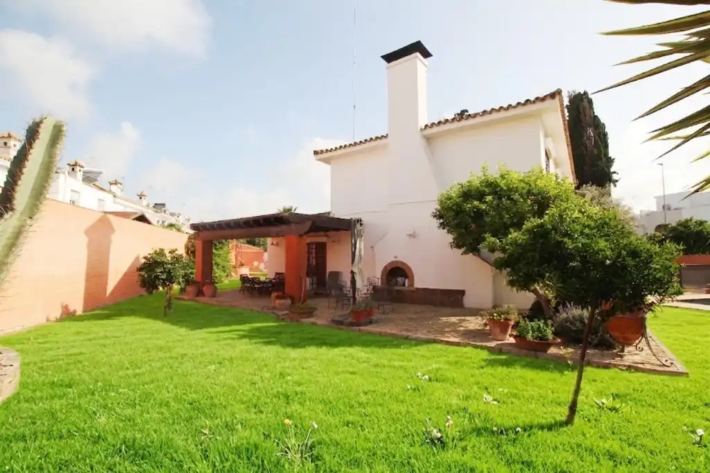 Jardín de Casa o chalet en venta en Jerez de la Frontera con Aire acondicionado, Jardín privado y Terraza