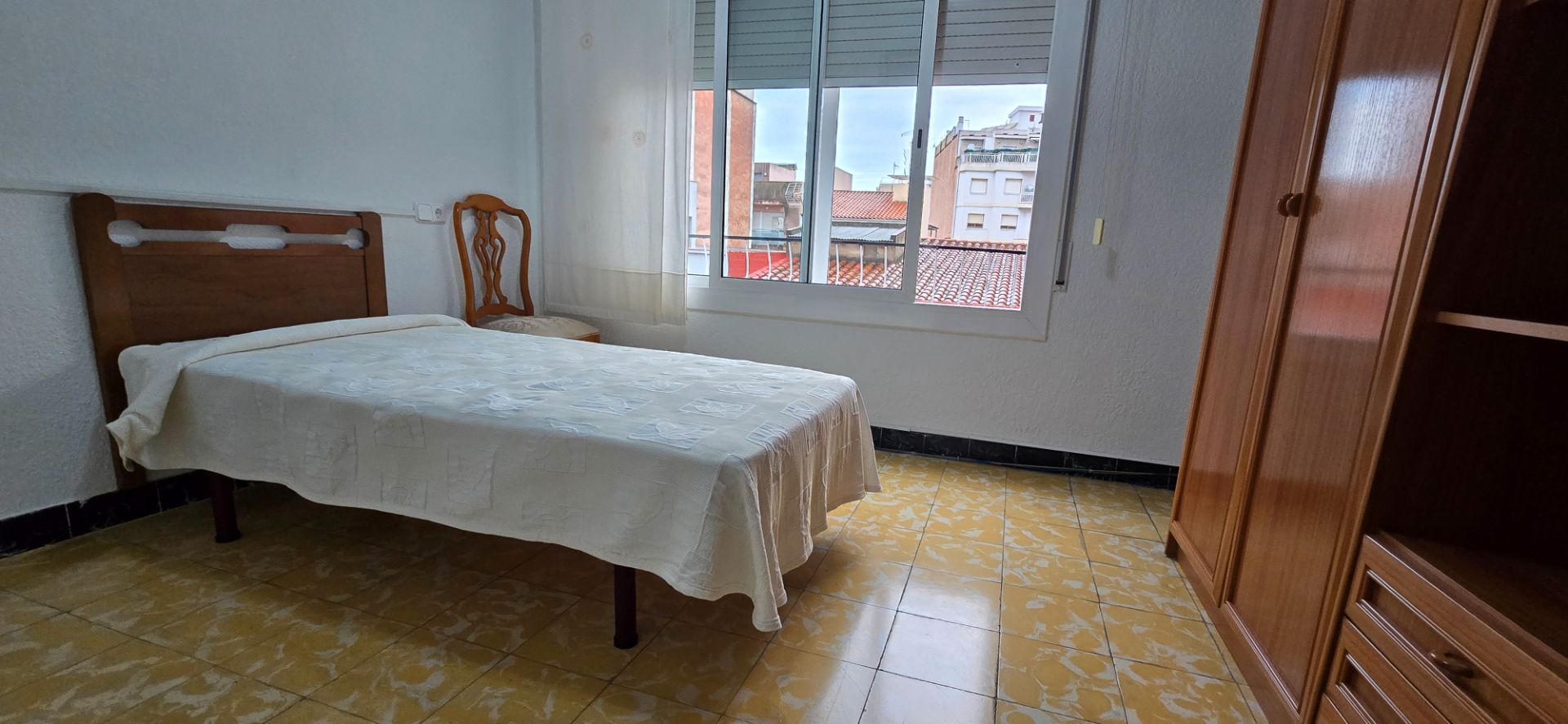 Piso en venta en Carrer de Pi i Gibert, Llefià, Artigues - Llefià