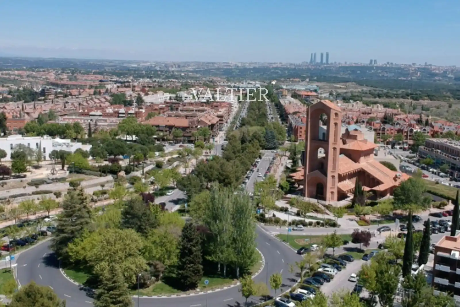 Vista exterior de Pis en venda en Población de Arroyo amb Terrassa