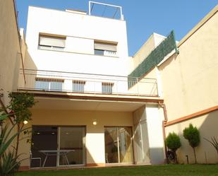 Vista exterior de Planta baixa en venda en Terrassa amb Aire condicionat, Jardí privat i Parquet