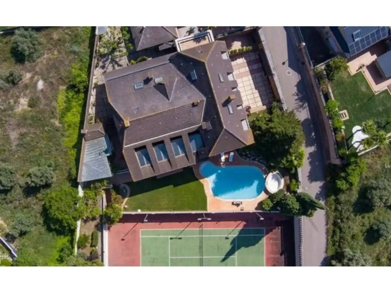 Chalet con piscina en venta en Barbastro, imagen 9