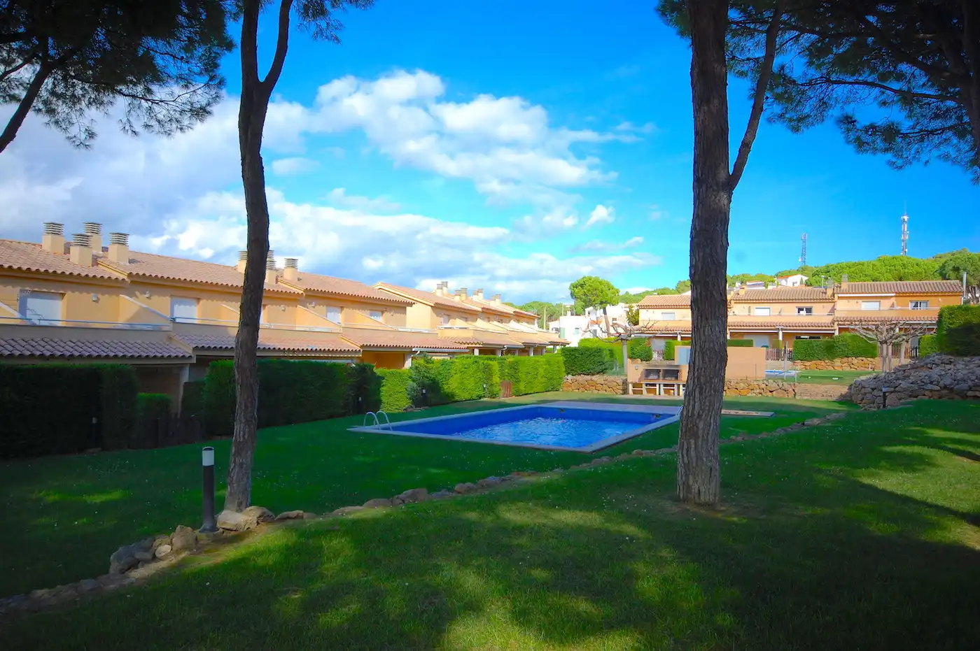 Jardín de Casa adosada en venta en L'Escala con Aire acondicionado, Calefacción y Jardín privado