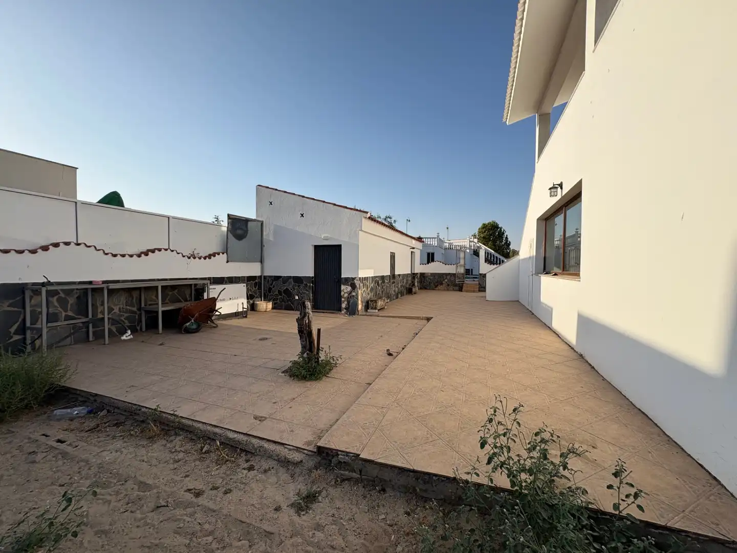 Exterior view of Houses for sale in Mérida  with Air Conditioner, Heating and Private garden