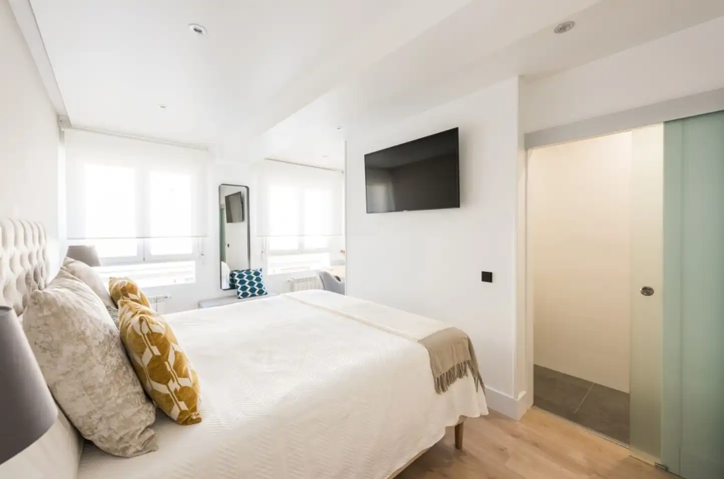 Bedroom of Flat for rent in Lleida  with Air Conditioner, Furnished and TV