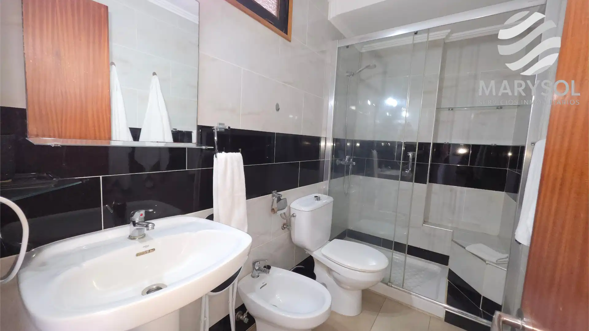Bany de Apartament en venda en San Bartolomé de Tirajana amb Terrassa, Moblat i Microones