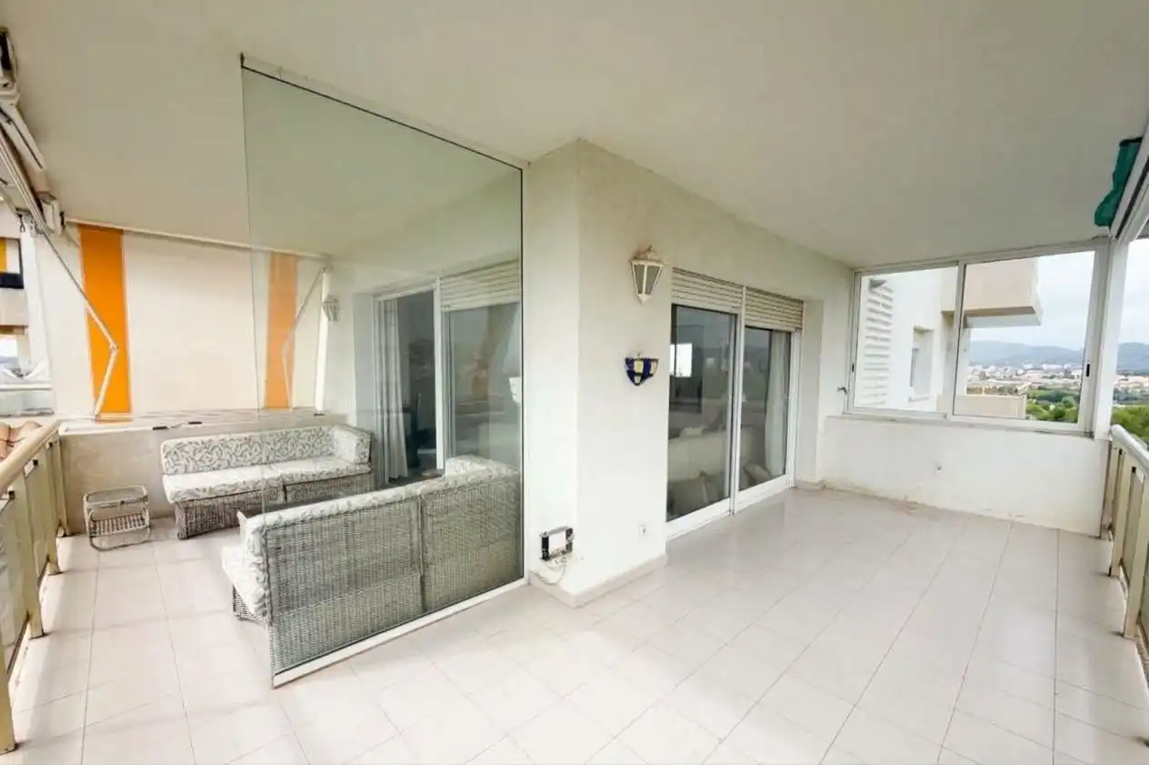 Appartement compact avec terrasse à louer à Vallpineda - Santa Bárbara, imagen 5