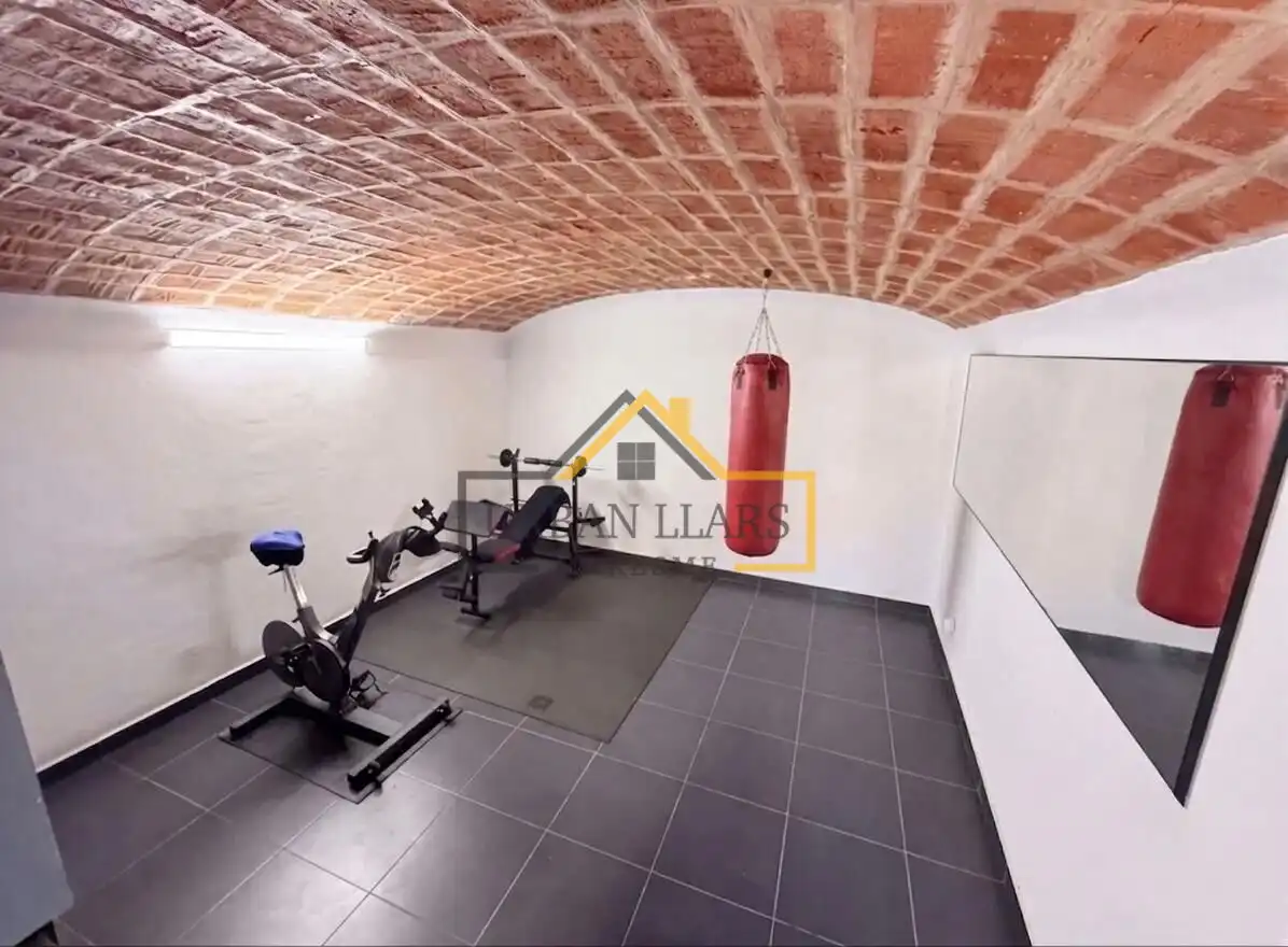 Casa con terraza en venta en Centre - Nucli Antic, imagen 23