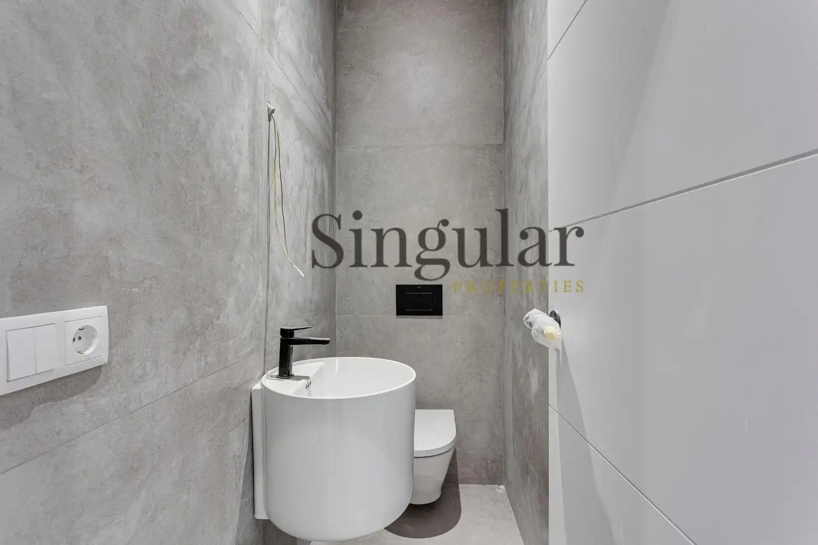 Baño de Ático en venta en Barcelona con Aire acondicionado, Calefacción y Terraza