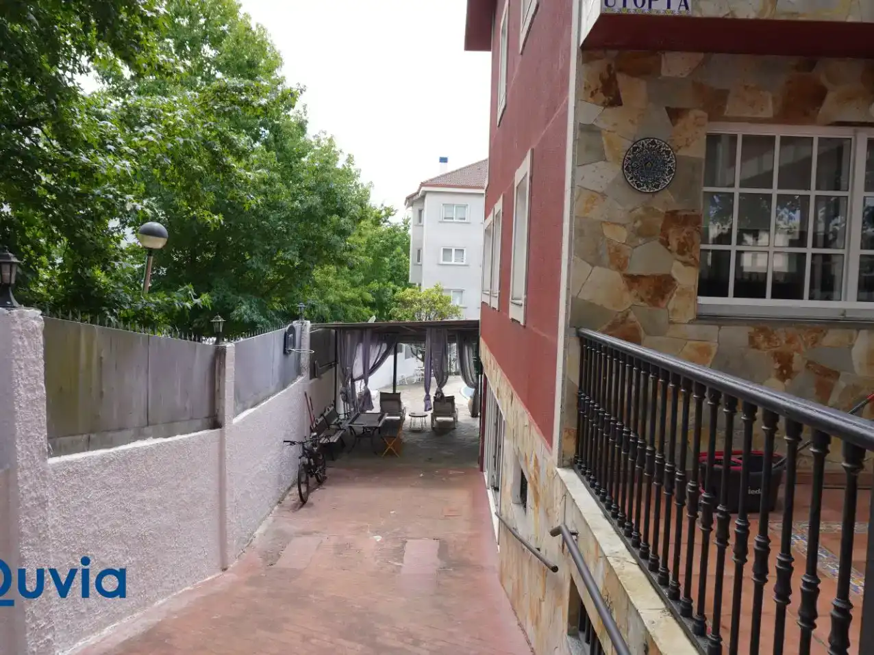 Terrassa de Pis per a compartir en Oleiros amb Jardí privat, Parquet i Traster