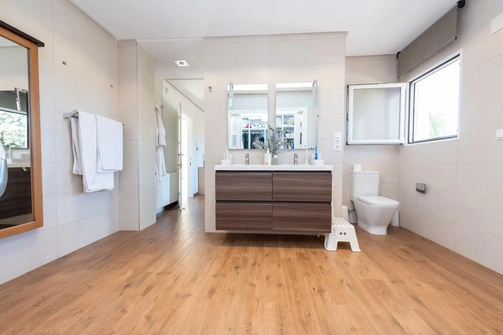 Baño de Casa o chalet en venta en Alicante / Alacant con Aire acondicionado, Calefacción y Jardín privado